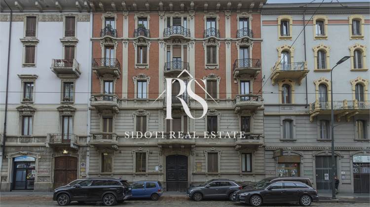 4-und MehrzimmerWohung zu Miete in Milano