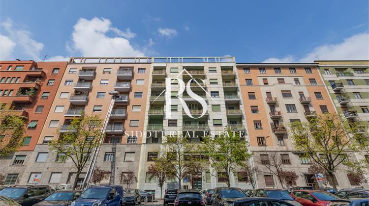 Pentavani di Prestigio in Fase di Totale Ristrutturazione