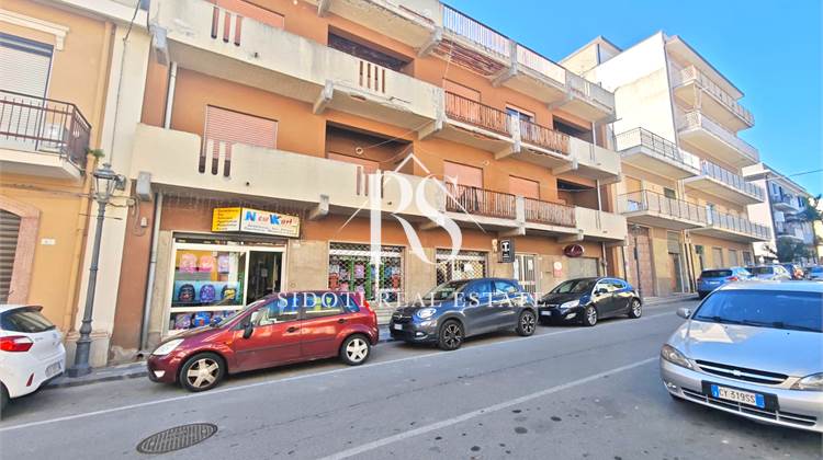 Wohnung zu Verkauf in Furnari