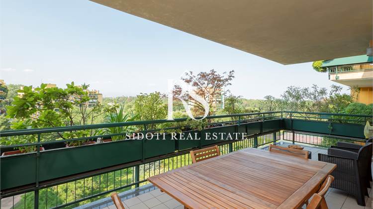 QUADRILOCALE DOPPIA ESPOSIZIONE