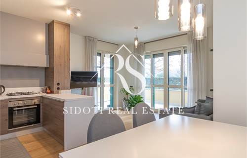 TRILOCALE  RISTRUTTURATO CON TERRAZZO ANGOLARE