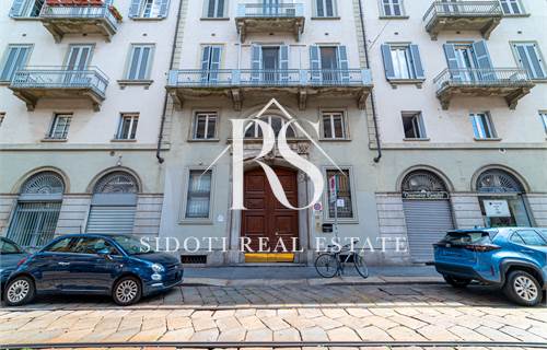 TRILOCALE FINEMENTE RISTRUTTURATO