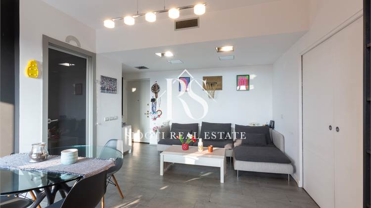 3 pièces Dans Vente à Milano