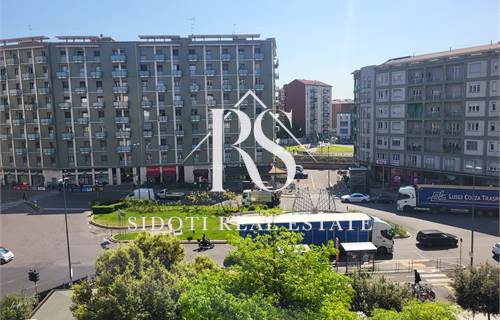 TRILOCALE PARZIALMENTE ARREDATO