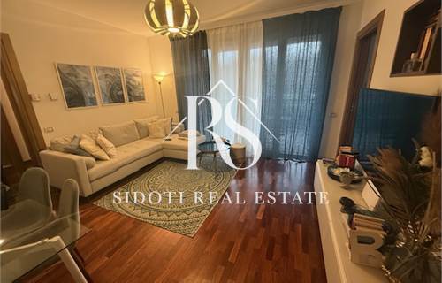 Bilocale arredato con terrazzo